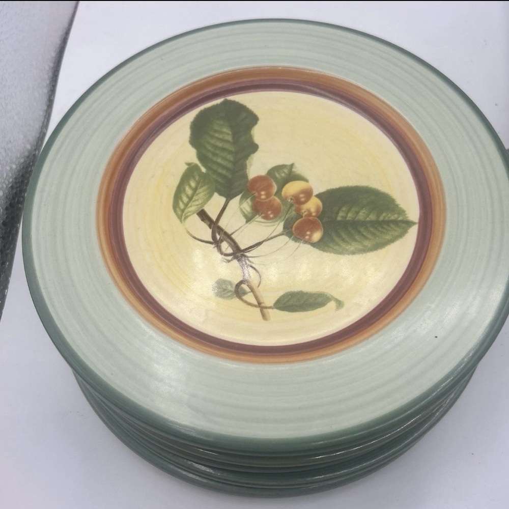 Villeroy & Boch Green and Yellow 8” Salad Plates French Country Portugal